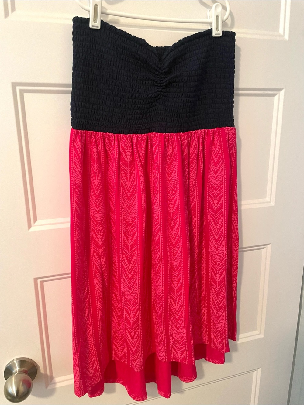 Firefly brand high low hem short sundress, dark navy & coral pink pattern
